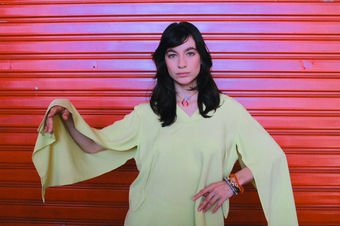 Diálogos Improváveis: O Sol de Hockney e a Mutação de Rita Lee