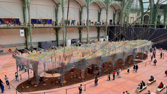 Vestir o invisível: a Belício na exposição de Ernesto Neto no Grand Palais Immersif