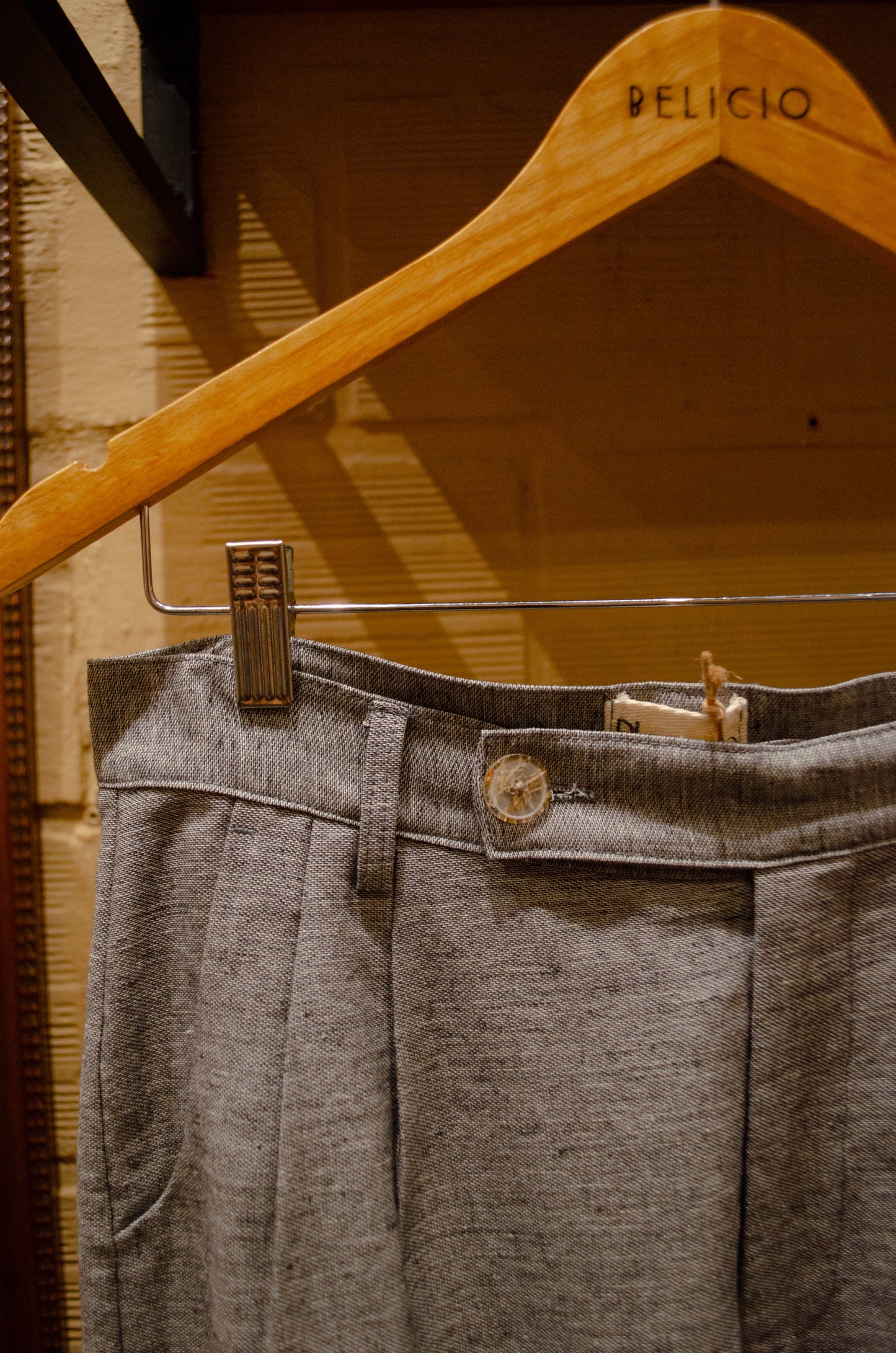 Calça de alfaiataria em algodão ''Gradiente''