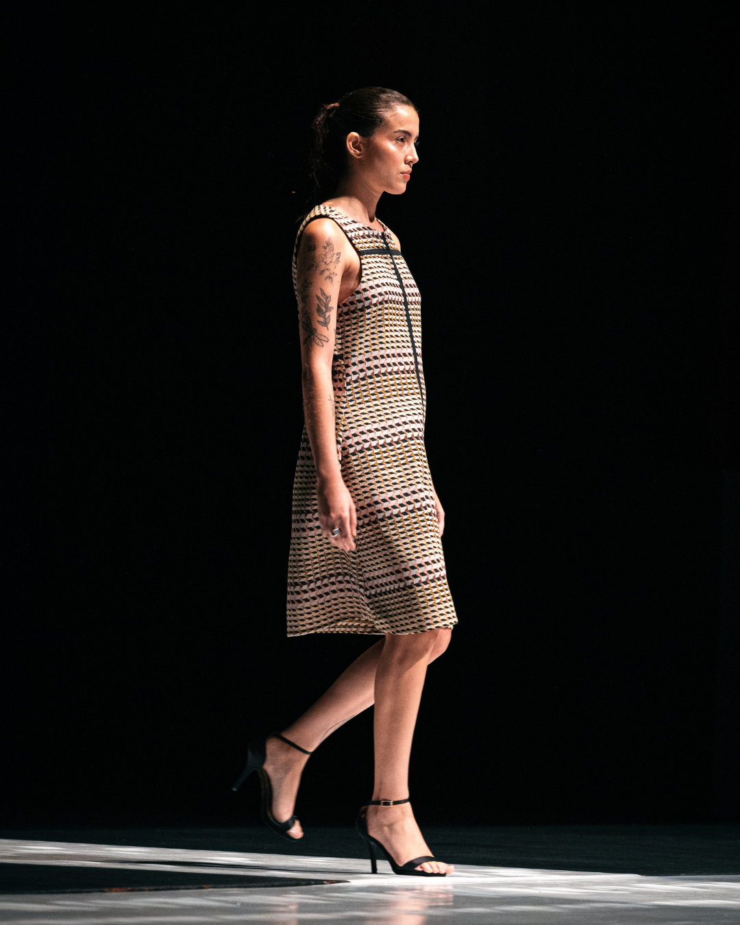 Vestido Gráfico Homenagem a Yves Saint Laurent