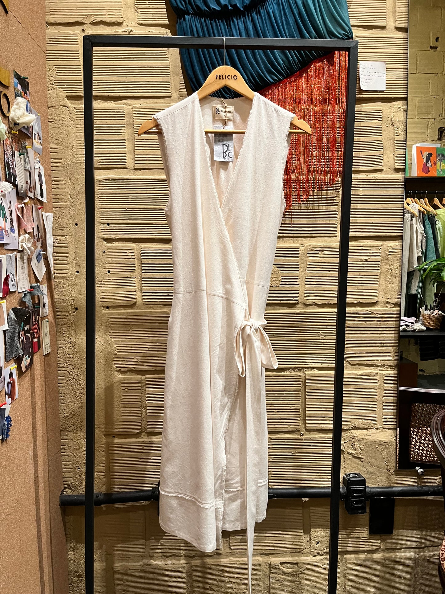 Vestido Transpassado Off White ''Brisa''