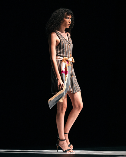 O Colete do Tempo — Colete Atemporal + Lenço de Retalhos