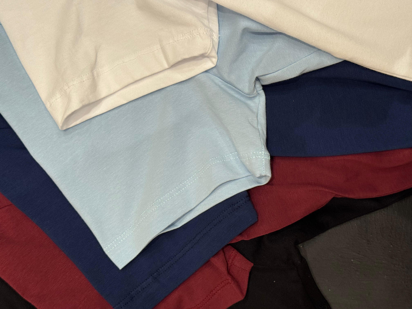 Camiseta ''no Armário''