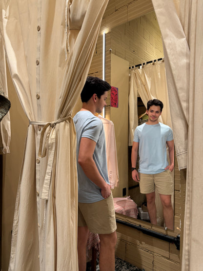 Camiseta ''no Armário''