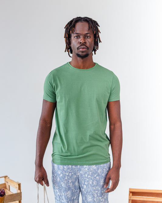 Camiseta ''no Armário''