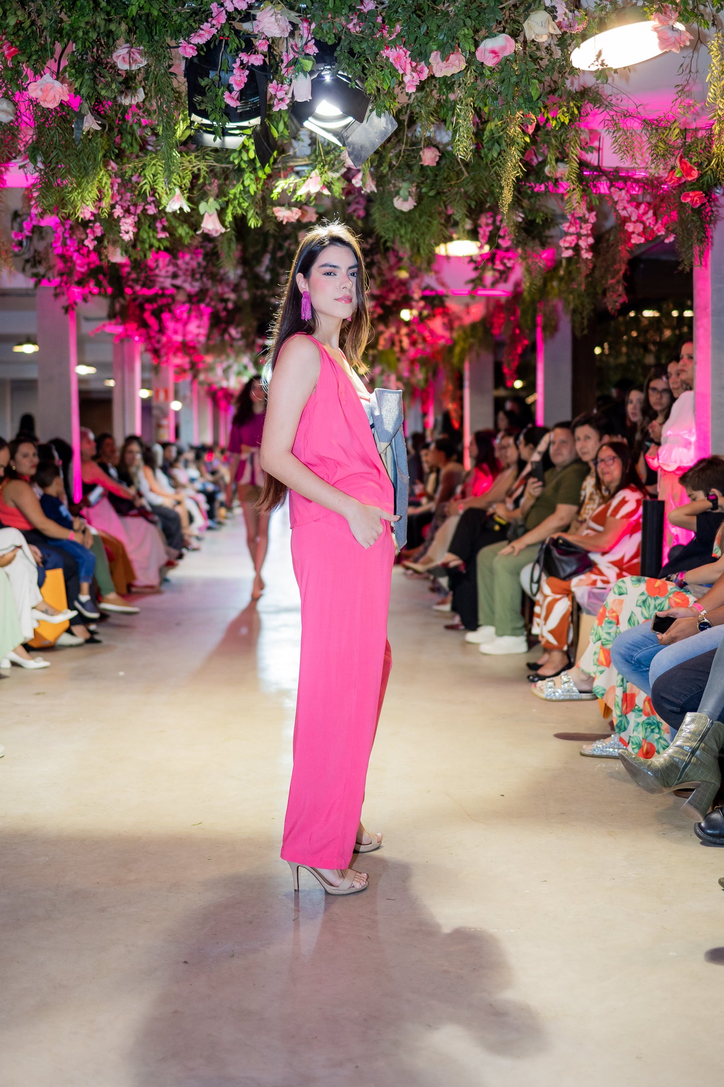 Calça em Viscose Leazing ''Rosei''